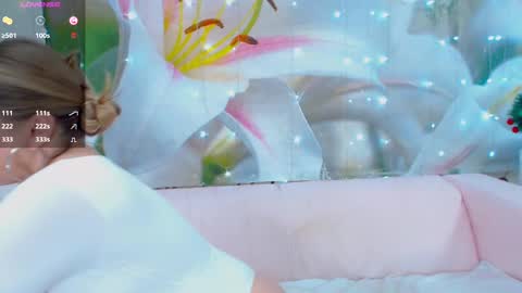 Snapshot of your_milf_lilly chatting on 18, 1, 2025 Lilly online show from 18, 1, 2025