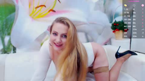 Snapshot of your_milf_lilly chatting on 3, 10, 2025 Lilly online show from 3, 10, 2025