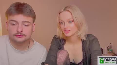 your_molly_mark online show from 1, 12, 2025