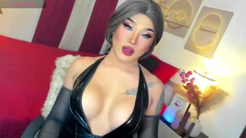 Snapshot of your_truly_goddess143 chatting on 22, 6, 2026 TRICXIEBELLE online show from 22, 6, 2026