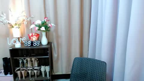 Snapshot of yourangelictransgirl chatting on 9, 10, 2025 Hi its me Yna online show from 9, 10, 2025