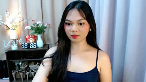 Snapshot of yourangelictransgirl chatting on 10, 10, 2025 Hi its me Yna online show from 10, 10, 2025