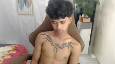 Snapshot of yourasian_eric chatting on 7, 7, 2026 yourasian_eric online show from 7, 7, 2026