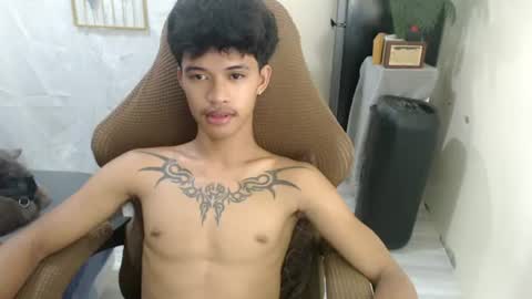Snapshot of yourasian_eric chatting on 17, 7, 2026 yourasian_eric online show from 17, 7, 2026