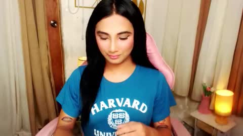 Snapshot of yourasianfave_drea chatting on 16, 10, 2025 DREA online show from 16, 10, 2025