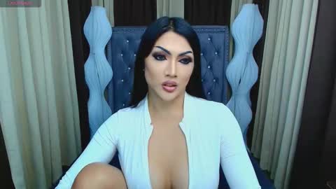 Snapshot of yourasiangoddess69 chatting on 18, 2, 2026 Goddess online show from 18, 2, 2026