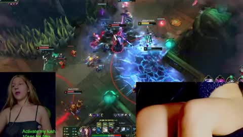 Snapshot of yourbadgoddess chatting on 19, 5, 2026 Val Honey online show from 19, 5, 2026