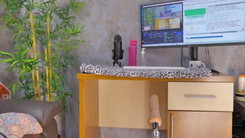 Snapshot of yourburnwish chatting on 27, 1, 2025 Anna online show from 27, 1, 2025