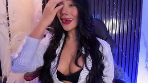 Snapshot of yourcutemolly chatting on 7, 3, 2025 Selena online show from 7, 3, 2025