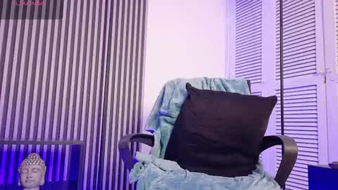 Snapshot of yourcutemolly chatting on 23, 11, 2025 Selena online show from 23, 11, 2025