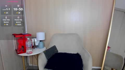 Snapshot of yourcutesofi chatting on 15, 1, 2025 Sofia independent model 3 online show from 15, 1, 2025