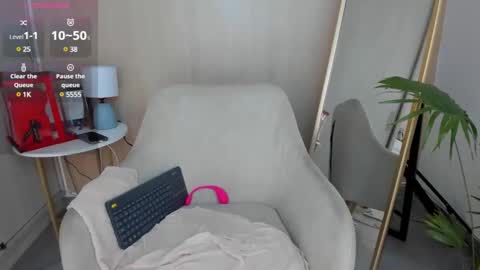 Snapshot of yourcutesofi chatting on 12, 2, 2025 Sofia independent model 3 online show from 12, 2, 2025