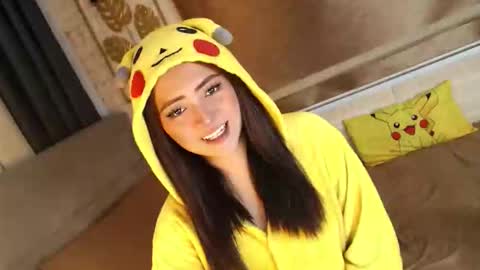 Snapshot of yourdevilsweettsx chatting on 5, 10, 2025 JEN online show from 5, 10, 2025