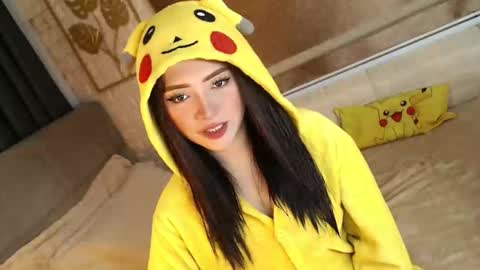 Snapshot of yourdevilsweettsx chatting on 24, 10, 2025 JEN online show from 24, 10, 2025