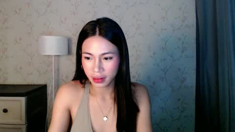 Snapshot of yourdreamgirlgwen chatting on 17, 5, 2026 GWENI online show from 17, 5, 2026