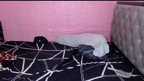 Snapshot of yourdreamisabell chatting on 12, 9, 2025 yourdreamisabell online show from 12, 9, 2025