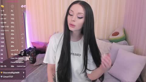 Snapshot of youreyesgazm chatting on 13, 12, 2024 Mary online show from 13, 12, 2024
