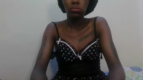 Snapshot of yourfavnigtnurse chatting on 26, 9, 2025 Flower online show from 26, 9, 2025