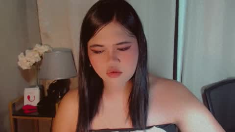 Snapshot of yourfavoratejessica chatting on 23, 10, 2025 Jessica online show from 23, 10, 2025