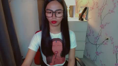 Snapshot of yourfavoratericcie chatting on 5, 12, 2025 RICCIE MAE online show from 5, 12, 2025