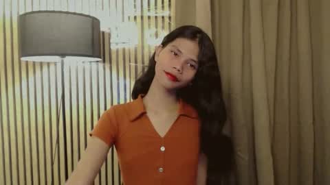 Vivian online show from 7, 11, 2025