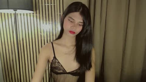 Vivian online show from 29, 11, 2025