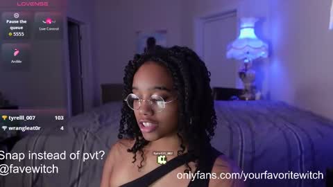 Naava online show from 18, 9, 2025