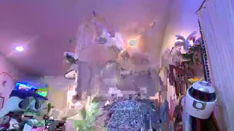 Scarlet Bunny online show from 18, 1, 2025