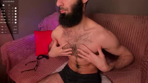 Snapshot of yourhairysecret chatting on 15, 12, 2025 HAIRY wants to have a great time online show from 15, 12, 2025