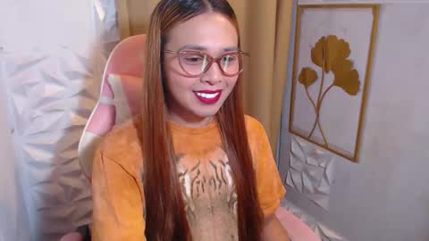 Snapshot of yourhornywife069 chatting on 10, 11, 2025 ANASTASIA STEELE online show from 10, 11, 2025
