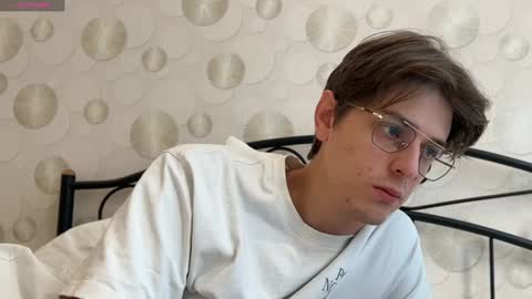 Chris online show from 3, 2, 2025