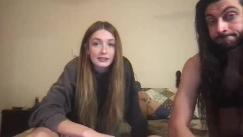 Snapshot of yourhotmother chatting on 19, 12, 2025 yourhotmother online show from 19, 12, 2025