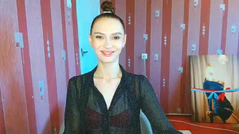 Snapshot of yourladysunshine chatting on 30, 10, 2025 Ksyusha online show from 30, 10, 2025