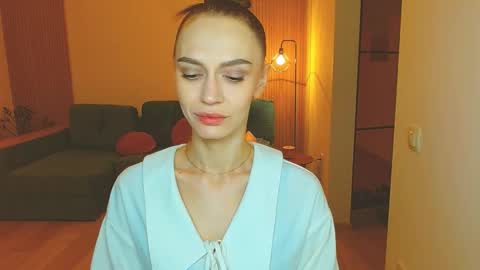 Snapshot of yourladysunshine chatting on 16, 11, 2025 Ksyusha online show from 16, 11, 2025