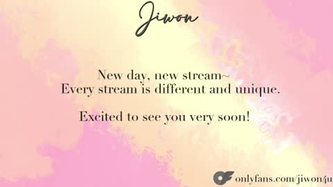 Snapshot of yourlovelykgirlfriend chatting on 7, 7, 2026 J i w o n online show from 7, 7, 2026
