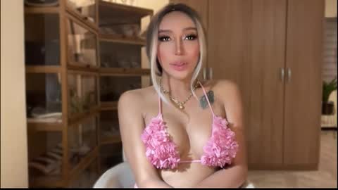 Pearl online show from 13, 11, 2025