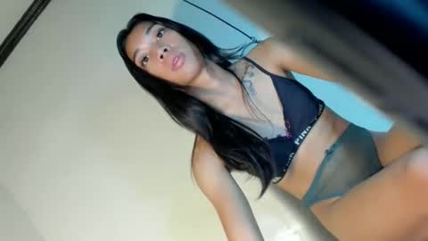 Snapshot of yourlycaezzamae69 chatting on 1, 6, 2026 yourlycaezzamae69 online show from 1, 6, 2026