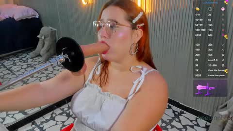 Snapshot of yourpretty_chloe chatting on 1, 3, 2026 CHLOE online show from 1, 3, 2026