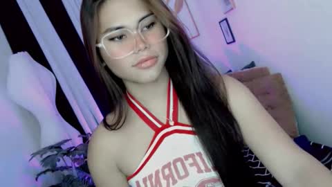 yourprettyblythe_ts online show from 21, 5, 2026