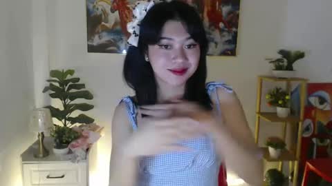 Snapshot of yourprettytrish chatting on 27, 12, 2024 Trish online show from 27, 12, 2024