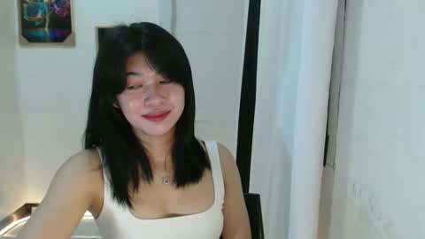 Snapshot of yourprettytrish chatting on 7, 2, 2025 Trish online show from 7, 2, 2025