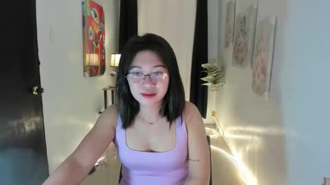 Snapshot of yourprettytrish chatting on 5, 10, 2025 Trish online show from 5, 10, 2025