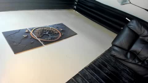 Snapshot of yourqueen_kaye chatting on 24, 10, 2025 kaye online show from 24, 10, 2025