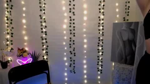 Happy online show from 17, 1, 2025