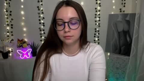 Happy online show from 8, 2, 2025