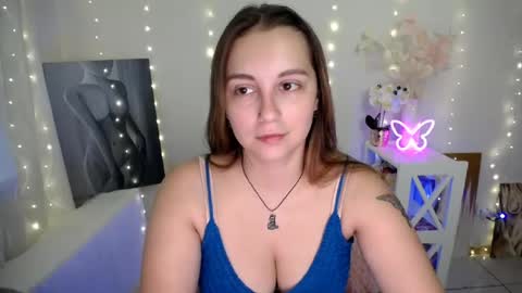 Snapshot of yours_piece_of_happiness_ chatting on 16, 7, 2026 Happy online show from 16, 7, 2026