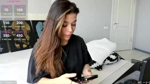Snapshot of yoursoul_mila chatting on 8, 5, 2026 yoursoul_mila online show from 8, 5, 2026