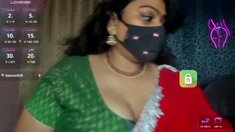 Snapshot of yourss_preethy chatting on 5, 2, 2025 preethy online show from 5, 2, 2025