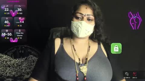 Snapshot of yourss_preethy chatting on 19, 11, 2025 preethy online show from 19, 11, 2025