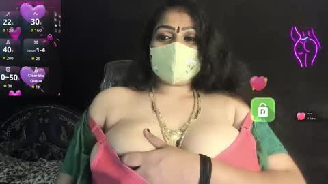 Snapshot of yourss_preethy chatting on 14, 12, 2025 preethy online show from 14, 12, 2025